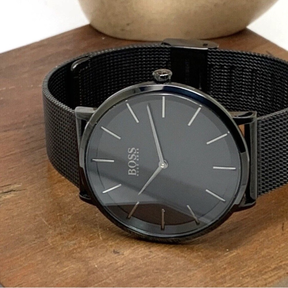 Hugo Boss Gray Dial Watch - Picture 3 of 8